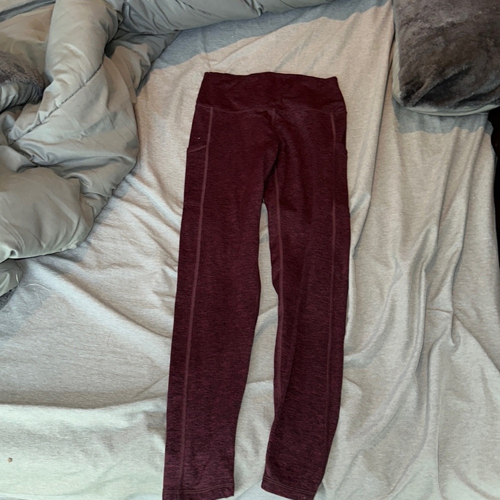 Leggings with side pockets